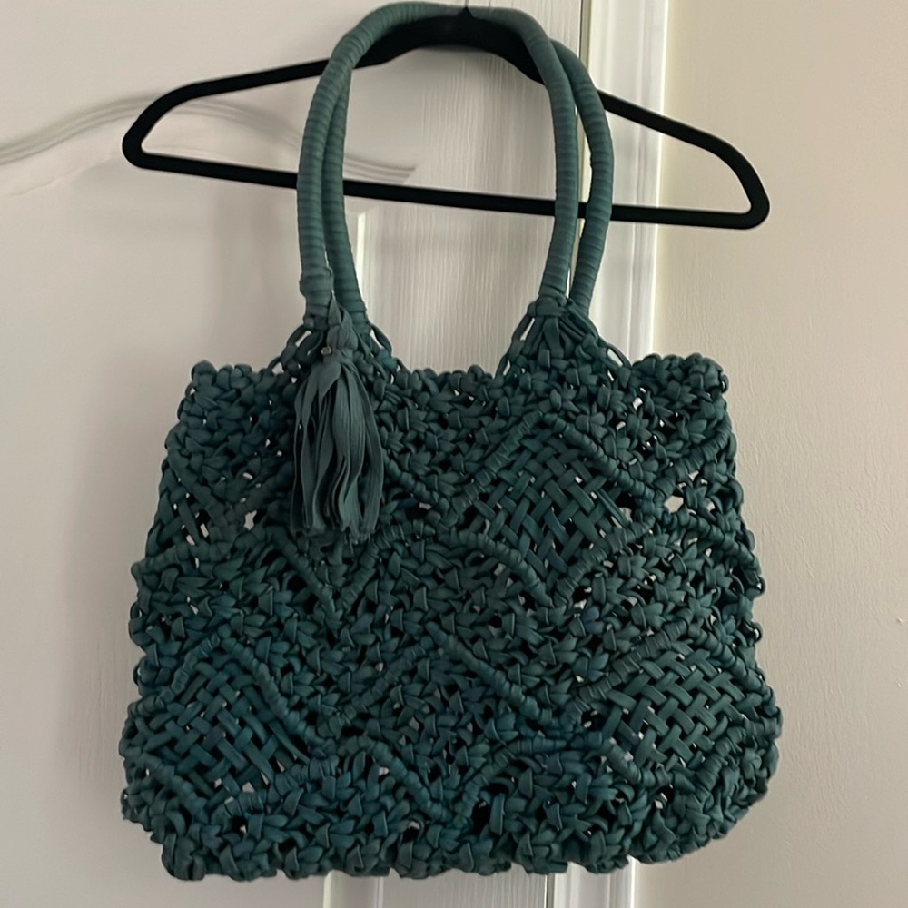 Cleobella: The perfect summer purse